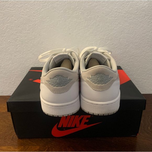Nike Air Jordan 1 Retro Low OG White Neutral Grey CZ0790-100 Men's Size 10 - Picture 4 of 7